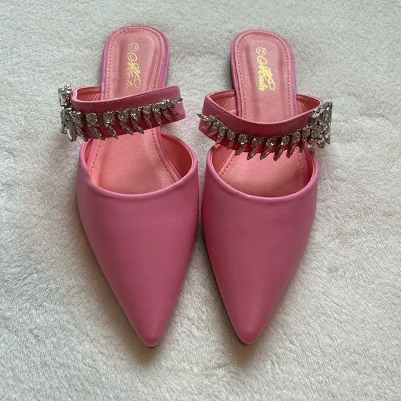 Boutique Sandals/Mules - Picture 1 of 1